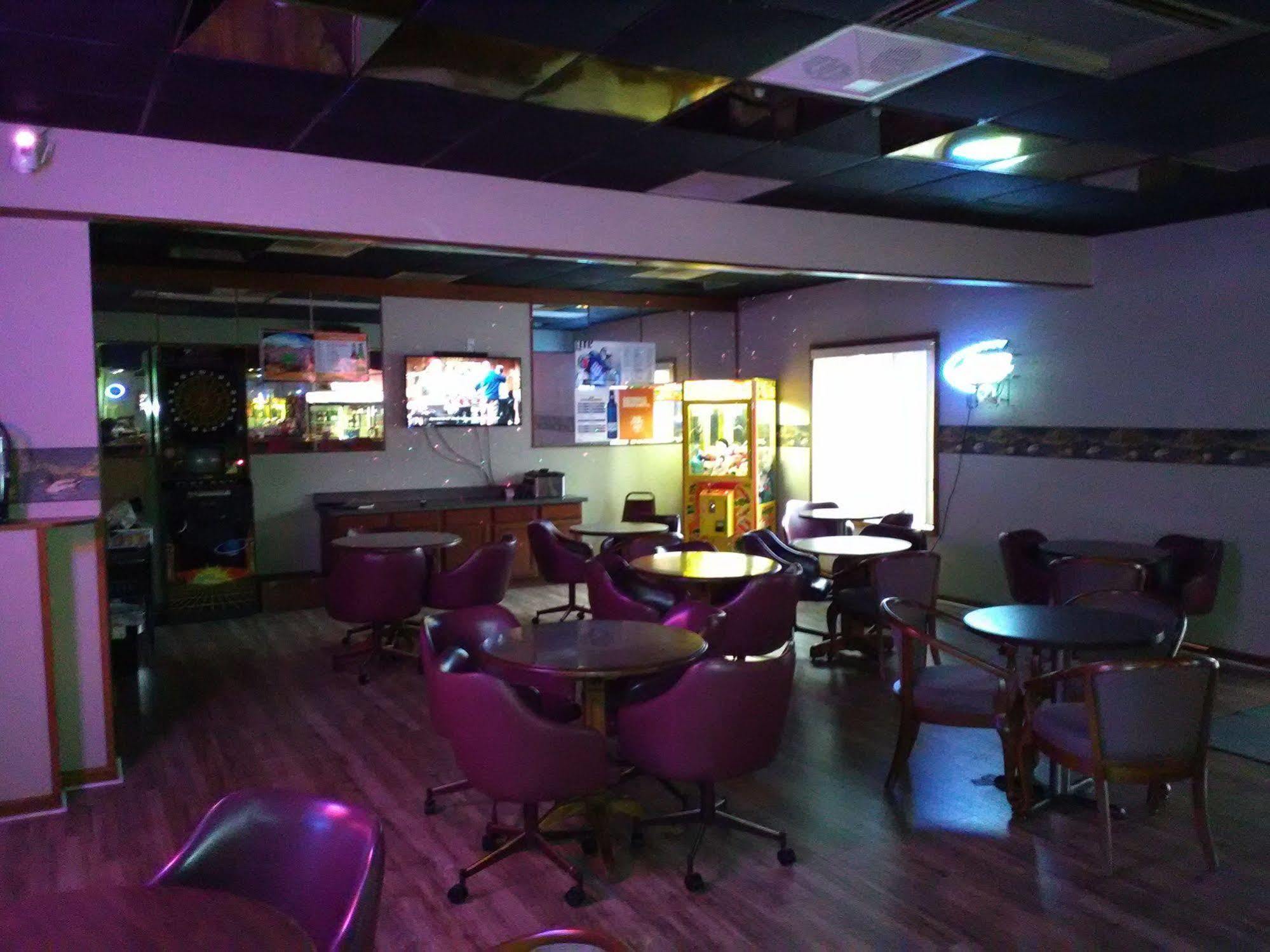 Paris Inn And Suites Bagian luar foto
